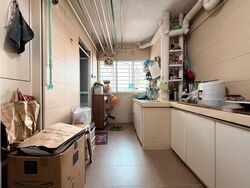 Blk 556 Jurong West Street 42 (Jurong West), HDB Executive #467204751